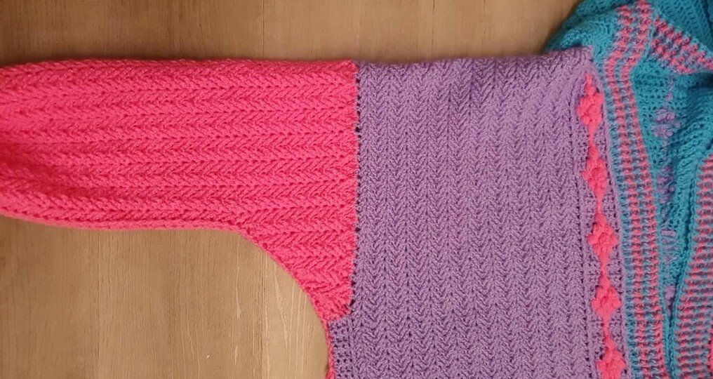 Häkelanleitung "Mein Winterröschen" Cardigan, Kapuzenjacke