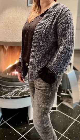 Häkelanleitung "Mein Winterröschen" Cardigan, Kapuzenjacke