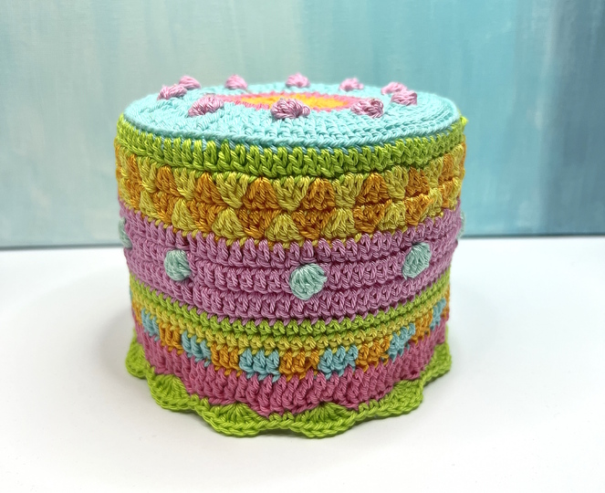 Crochet pattern toilet paper cover, colorful hat for toilet roll, PDF