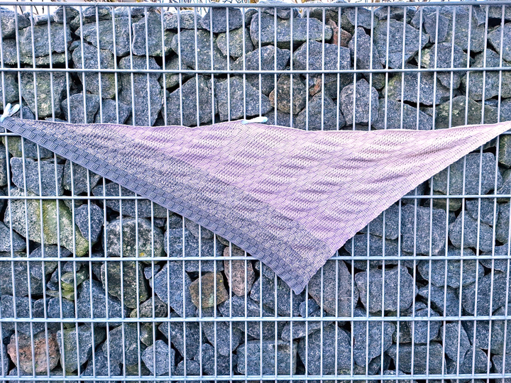 "Lotta" - dein asymmetrisches Tuch zum Einkuscheln