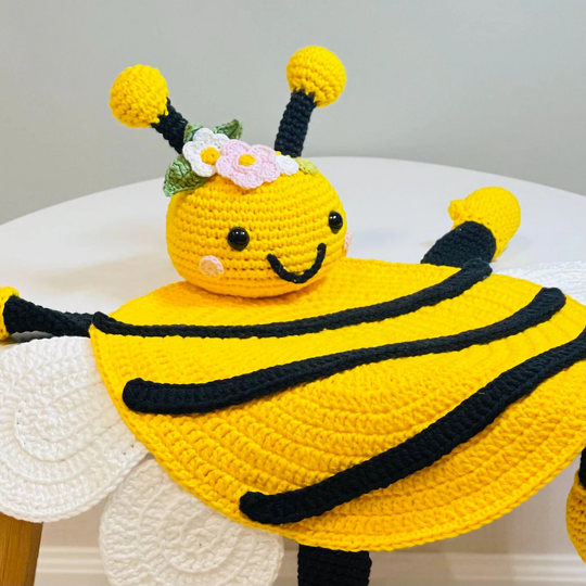 Häkelanleitung Bienen Platzset – Süße Tischdeko für Kinder