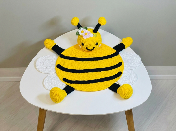 Häkelanleitung Bienen Platzset – Süße Tischdeko für Kinder