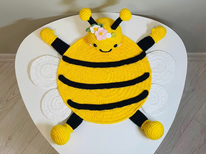 Häkelanleitung Bienen Platzset – Süße Tischdeko für Kinder