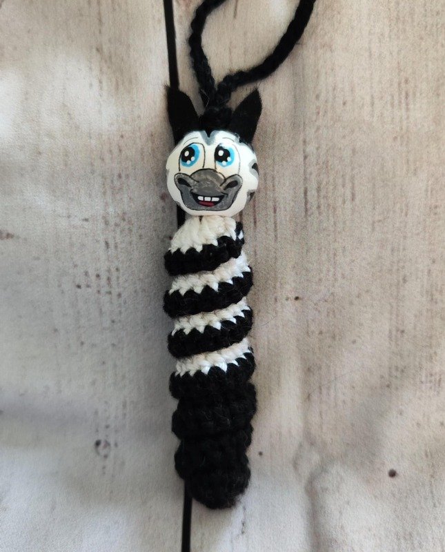 Free crochet pattern “Two-color worry worms” (PDF) - Image 4