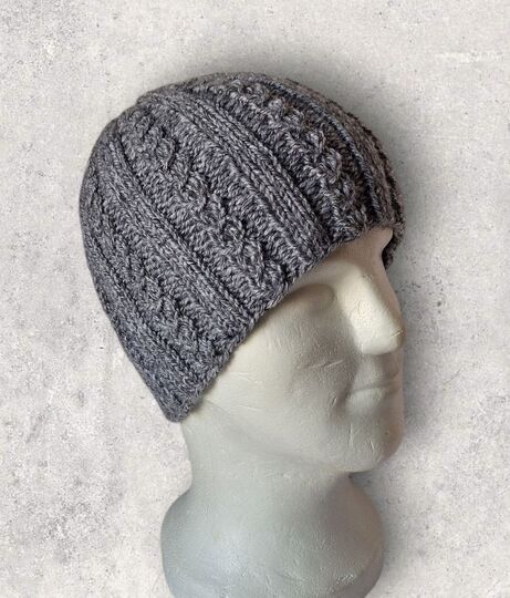 Strickanleitung Herren-Mütze, kleine Zöpfe, KU ca. 56 - 60 cm,         #360