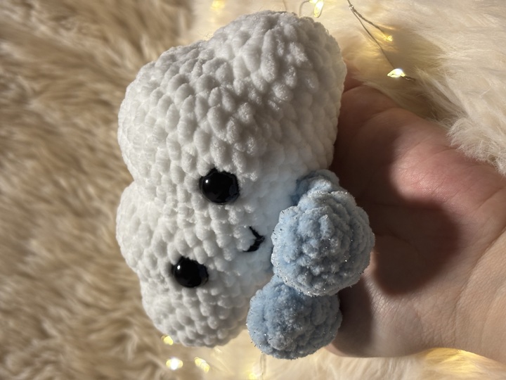 Nubbi – die kleine Wolke