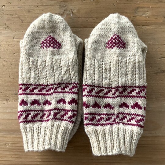 Edeline, die Socken mit den Herzen