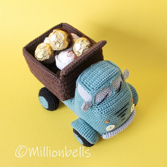 Amigurumi Klassischer Kipper Häkelanleitung Fahrzeug LKW Deko