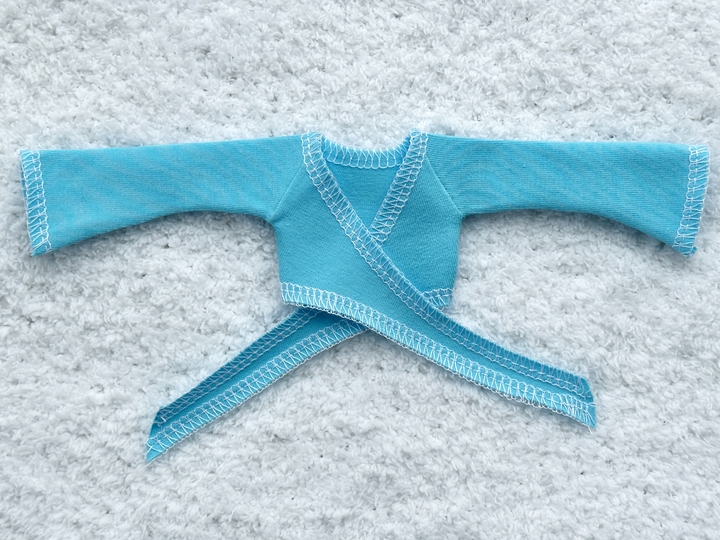 Wickelshirts für kleine Modepuppen - Nähanleitung mit Schnittmuster