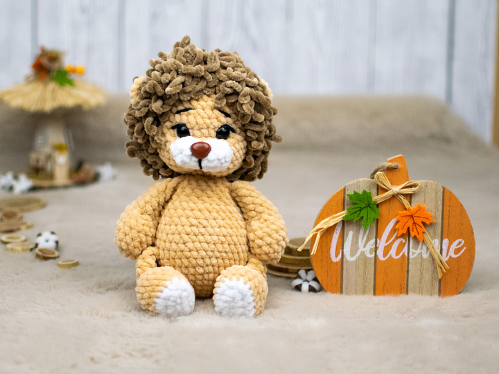 Häkelanleitung Löwe Noah – Amigurumi Kuscheltier aus Chenillegarn