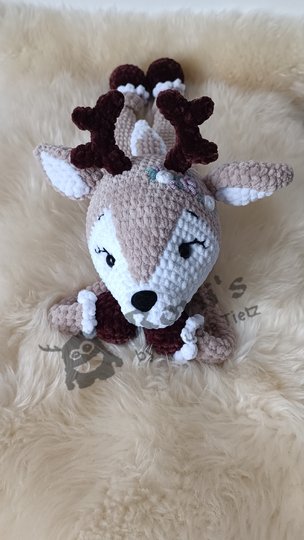 Daisy Deer: Anleitung (Deutsch) zum Häkeln von Reh-Schnuffeltieren