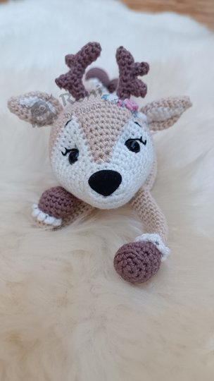 Daisy Deer: Anleitung (Deutsch) zum Häkeln von Reh-Schnuffeltieren