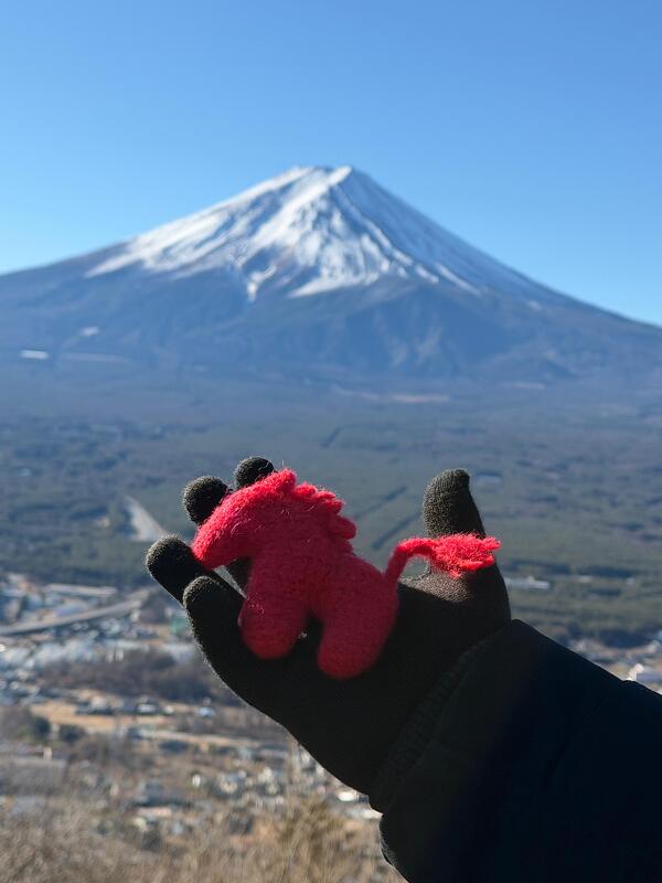 „Glückspferdchen" Strick- & Filzanleitung für einen süßen Schlüsselanhänger