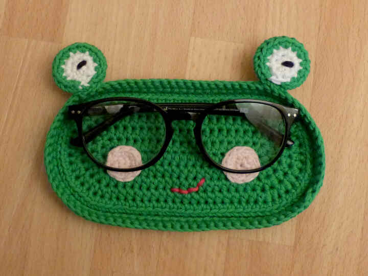 Häkelanleitung Brillenablage Frosch, Krabbe und Küken, Brillenschale