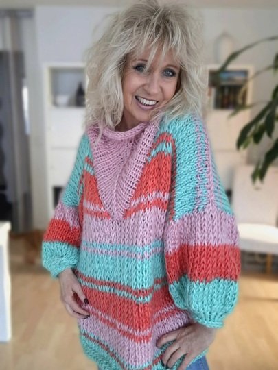 Namasti - Strickanleitung für Pullover mit V-Rollkragen