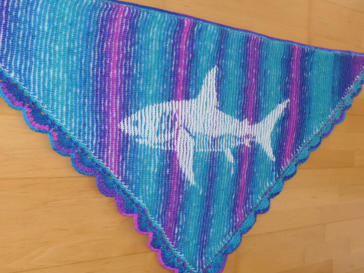 Dreieckstuch Hai Illusionsstricken