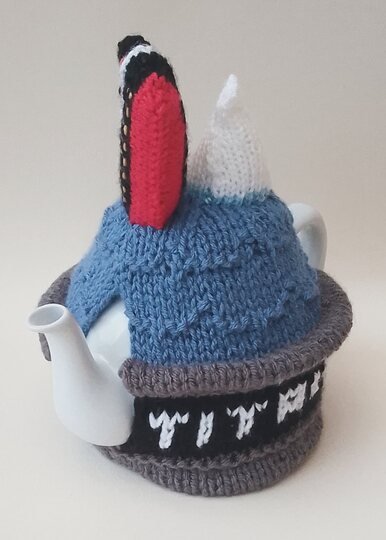 TeaCosyFolk's Titanic Tea Cosy Knitting Pattern