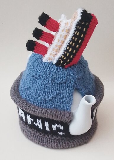 TeaCosyFolk's Titanic Tea Cosy Knitting Pattern