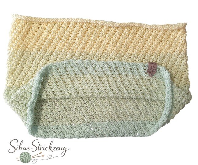 Sommer-Farbverlauf-Cowl – luftiger Rundschal mit Lochmuster