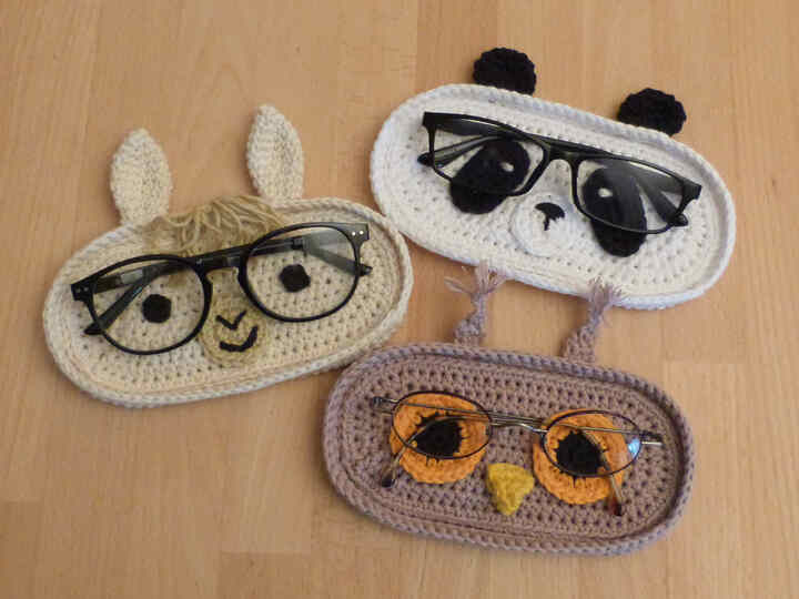 Häkelanleitung Brillenablage Lama, Panda und Eule, Brillenschale