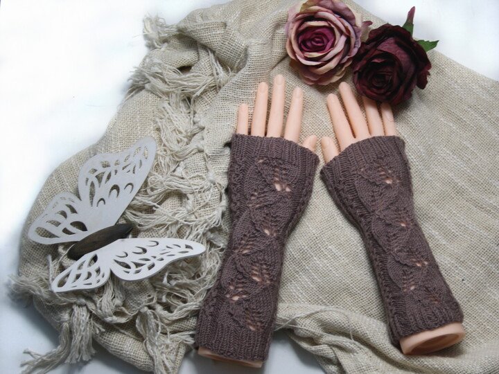 Leaf pattern arm warmers No. 013