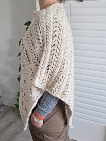 Strickanleitung für den Poncho "Darling"