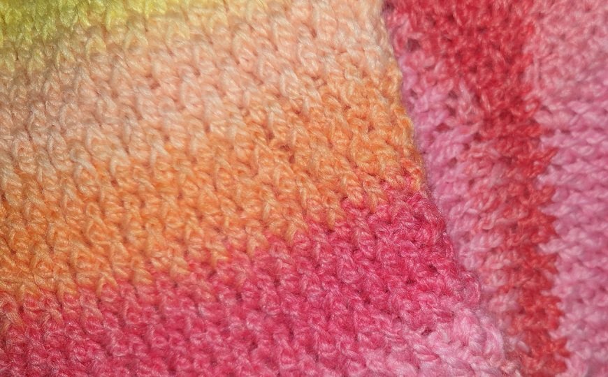 Häkelsocken Elli mit Bumerang-Ferse für alle Größen, mit jedem Garn