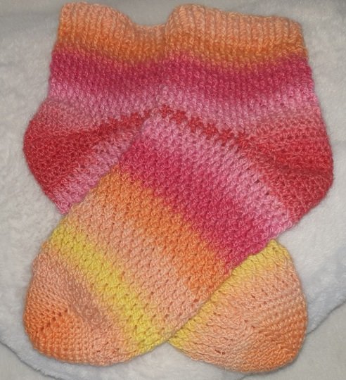 Häkelsocken Elli mit Bumerang-Ferse für alle Größen, mit jedem Garn