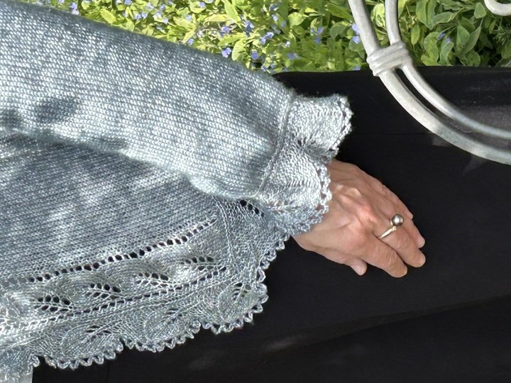 Anleitung Strickjacke "Blattranken"