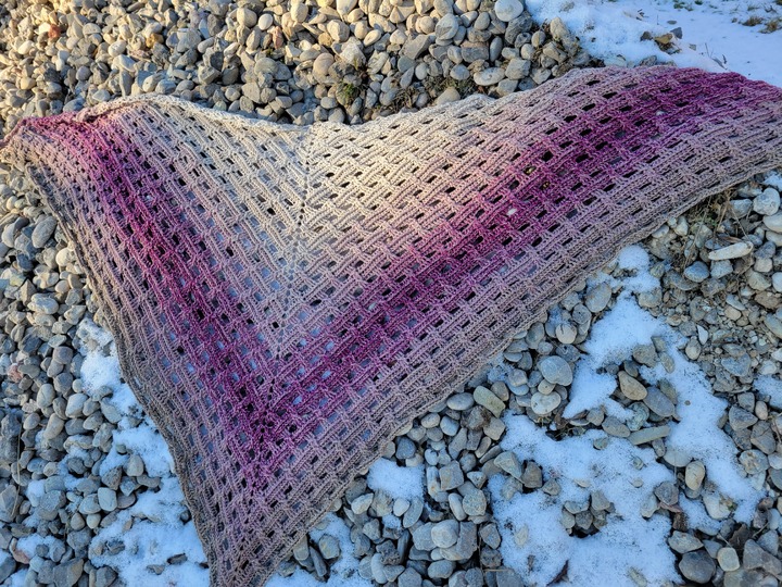 Crochet Pattern Triangular Scarf "Diomede"