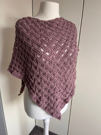 Crochet Pattern Triangular Scarf "Diomede"