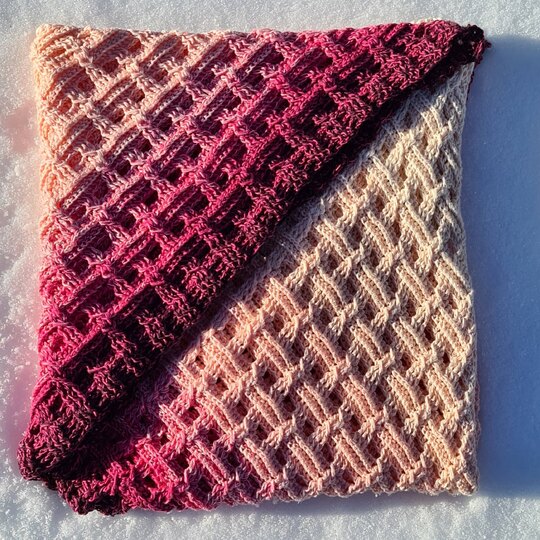 Crochet Pattern Triangular Scarf "Diomede"