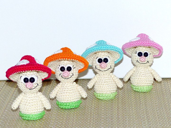 Häkelanleitung kleine Frühlingspilze