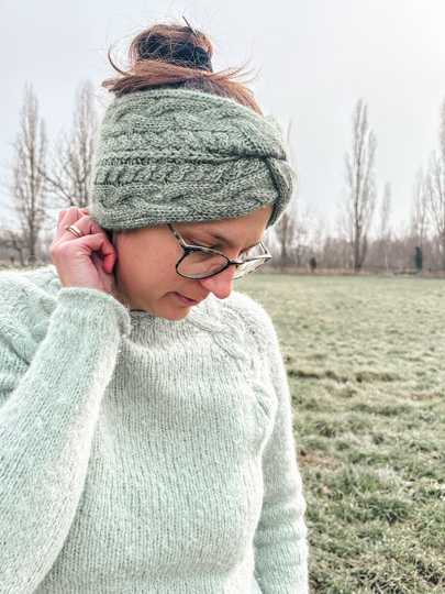 Ricardas CableHeadband | knitting pattern | Headband