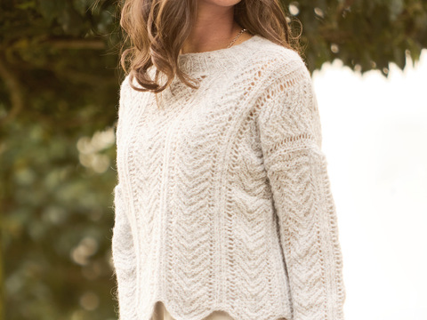 Pulli mit Zackenmuster