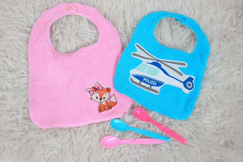 Lätzchen in 2 Größen