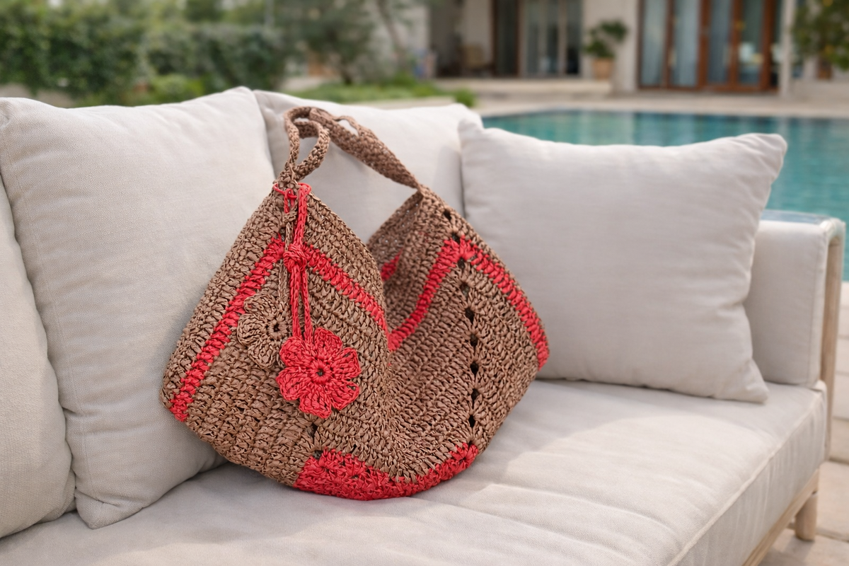T31  Crochet pattern for a summer raffia shoulder bag. - Image 6