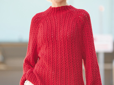 Raglanpulli im Lochmuster