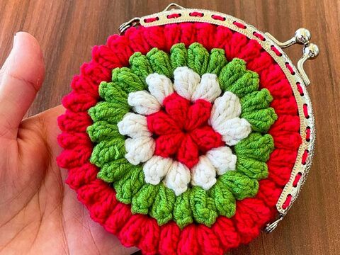 Handmade Bloom Wallet – Crochet Flower Coin Purse PDF Pattern