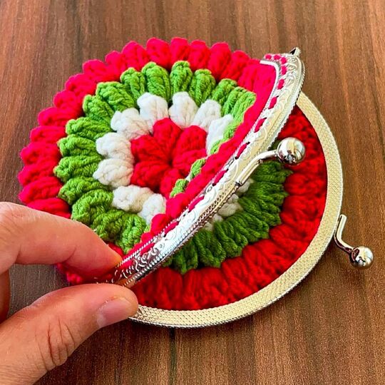 Handmade Bloom Wallet – Crochet Flower Coin Purse PDF Pattern
