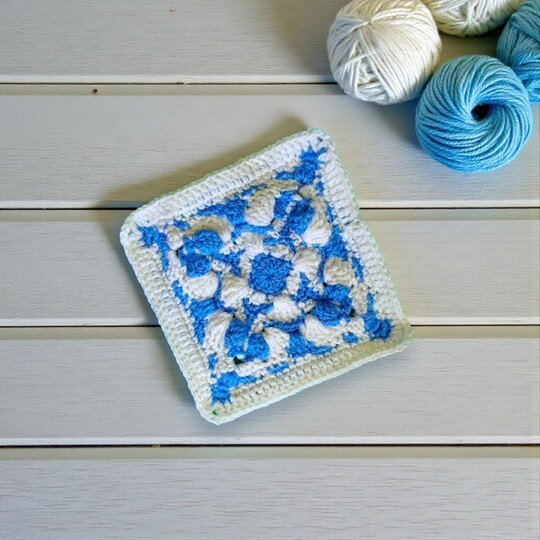 Mosaic Granny Square Pattern – Azulejos Aveiro Portuguese Tile Crochet