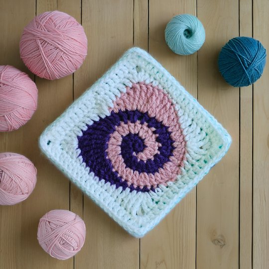 Granny Square Pattern with Spiral Crochet Heart