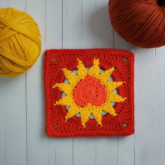 Sunny Heart Granny Square - Valentine Crochet Pattern