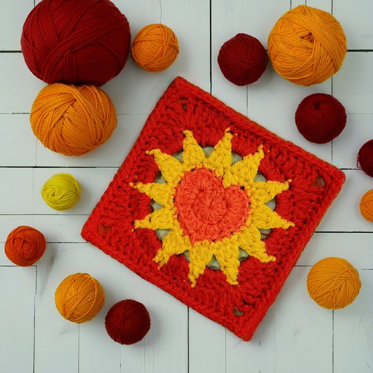 Sunny Heart Granny Square - Valentine Crochet Pattern