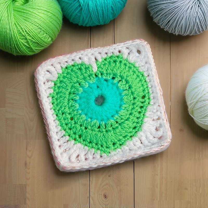 Heart Granny Square Crochet Pattern - Image 6