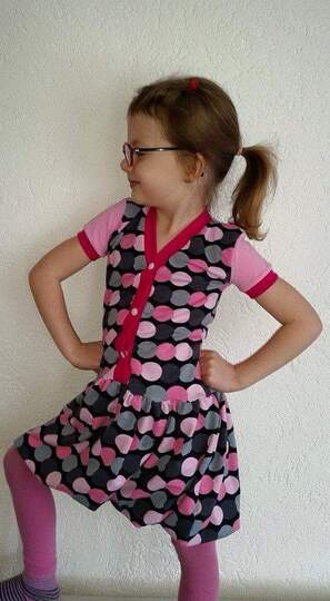 Schnittmuster Kinderkleid, verschiedene Rock- & Oberteilvarianten