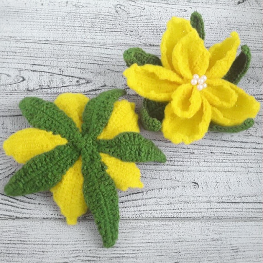 Poinsettia Crochet Pattern: Christmas Flower Ornament