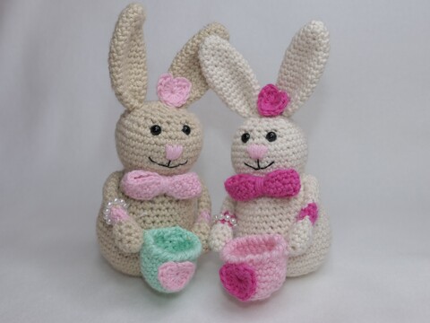 Häschen Valentina - Häkelanleitung für den Valentinstag und die Osterzeit