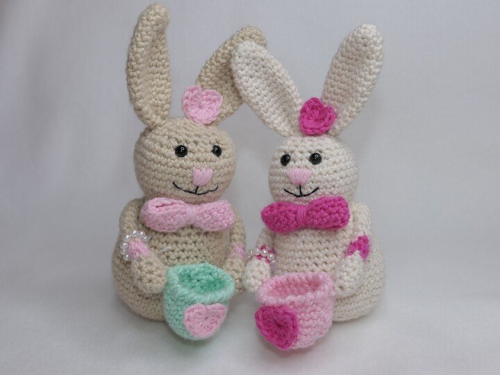 Häschen Valentina - Häkelanleitung für den Valentinstag und die Osterzeit