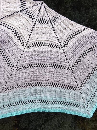 Crochet Pattern Pentagonal Scarf „Koria“